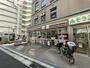 コンビニ　セブン-イレブン　川口駅SL青葉通り店（コンビニ）まで83m