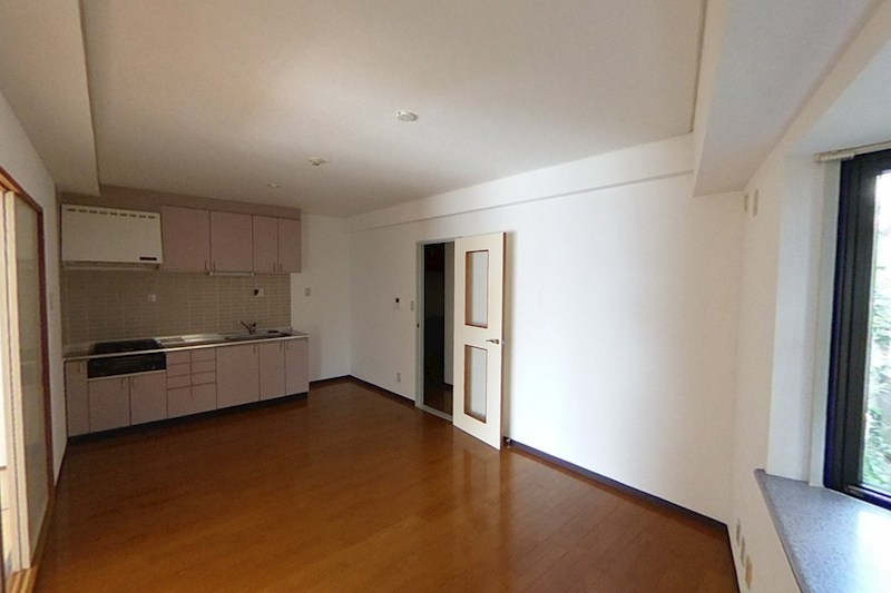 居室・リビング　別室参照