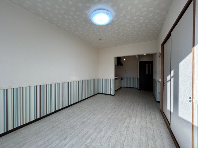 居室・リビング　※同物件別号室の写真になります