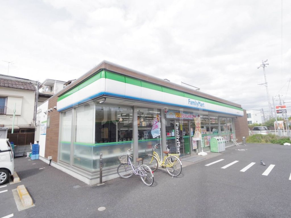 コンビニ　ファミリーマート　南千住5丁目店（コンビニ）まで200m