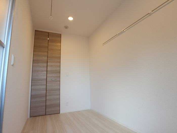その他部屋・スペース　収納付きの洋室です。
