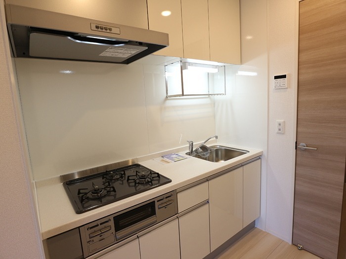 キッチン　コンロ付きのキッチンです。