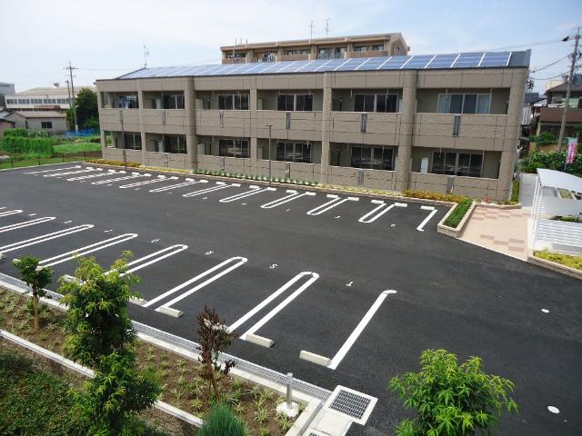 駐車場　外観写真（昼）