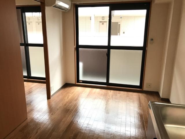 居室・リビング　リビング