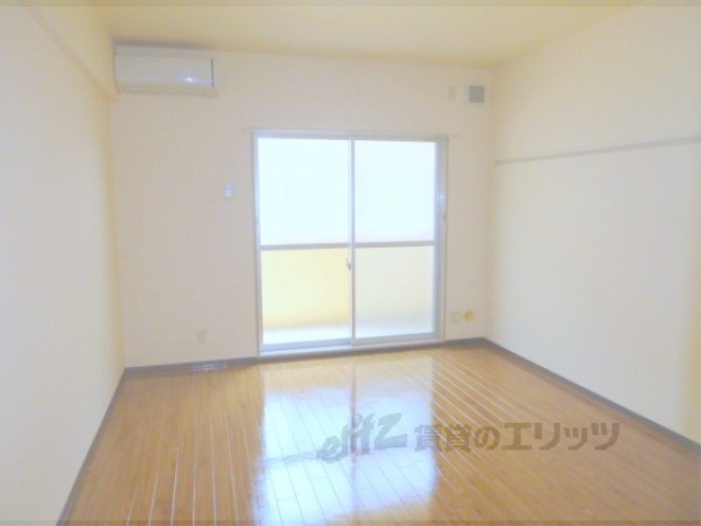 居室・リビング　クローゼット