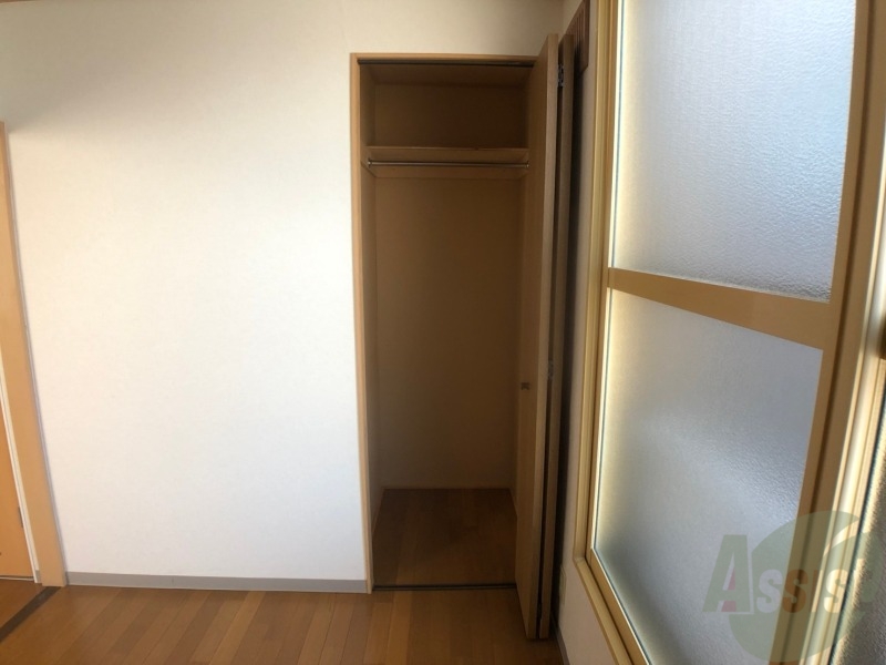 収納　寝室の収納です。部屋がすっきり片付きます。