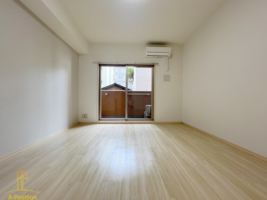 居室・リビング　CITY SPIRE難波WEST