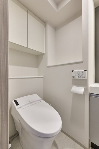 トイレ　清潔感のあるトイレです