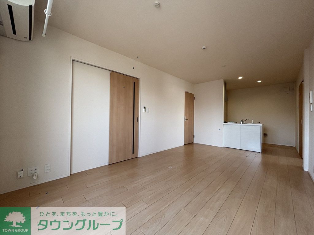 居室・リビング　※別部屋参考写真となります