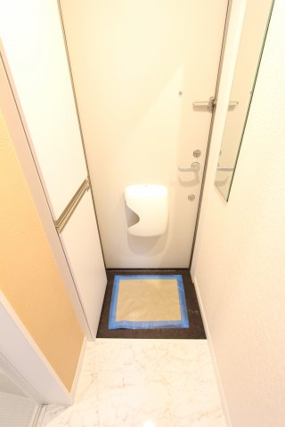 玄関　同タイプ参考写真です。