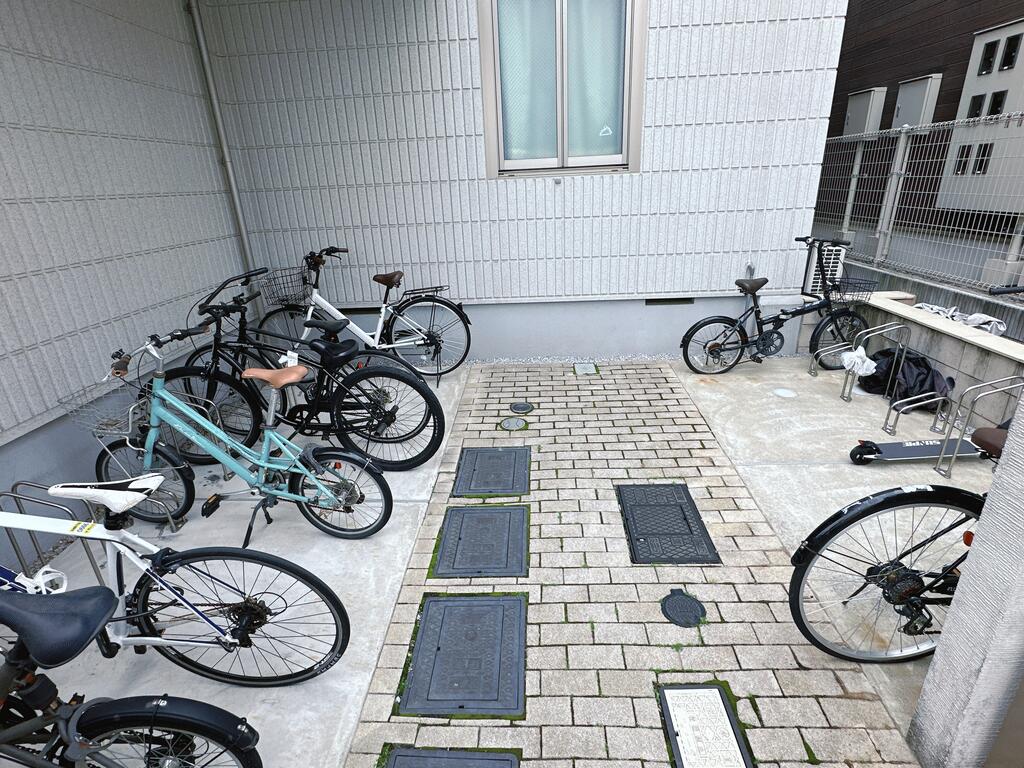 駐車場　駐輪場
