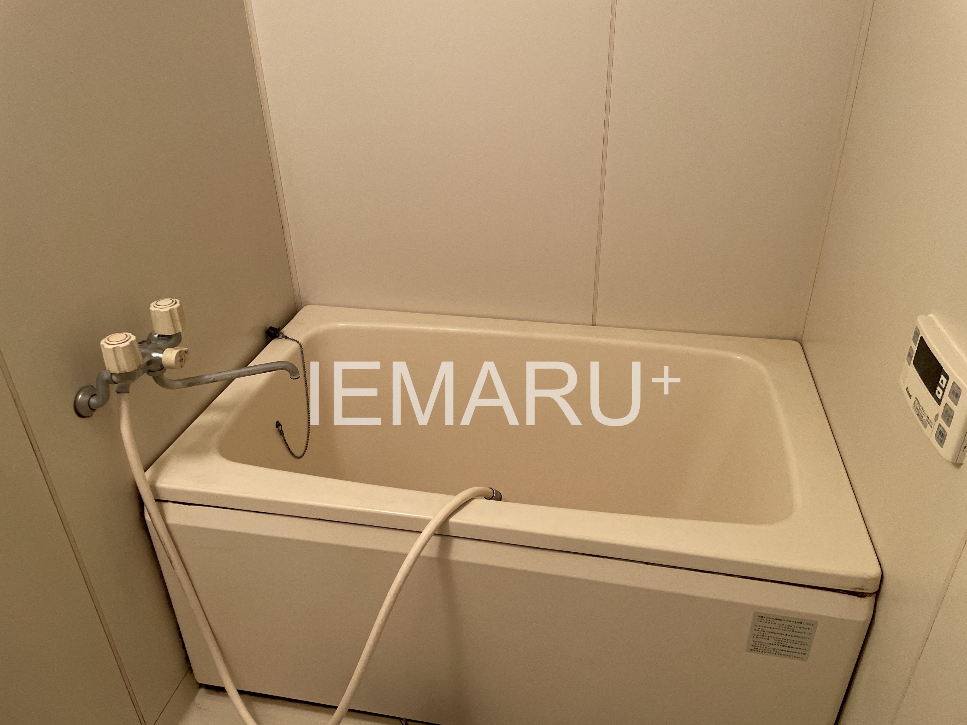 バス・シャワールーム　同タイプの他部屋の写真です