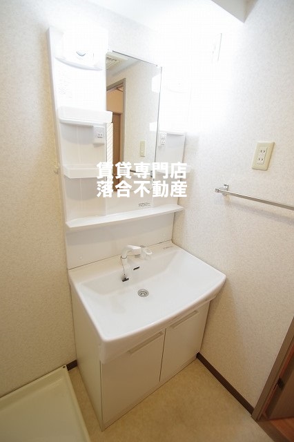 洗面設備　使いやすい独立洗面台
