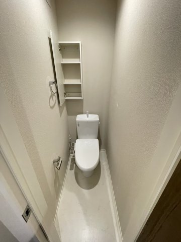 トイレ　ウォシュレット付き♪