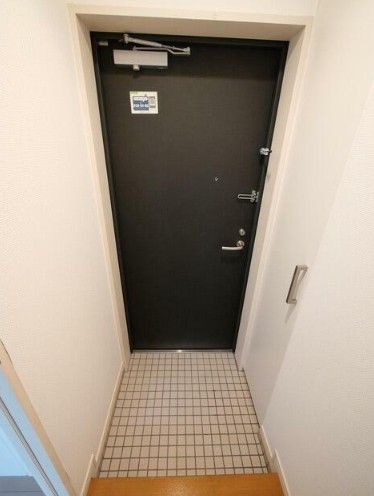玄関　同タイプのお写真です