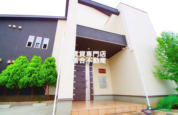建物外観　オシャレな建物♪