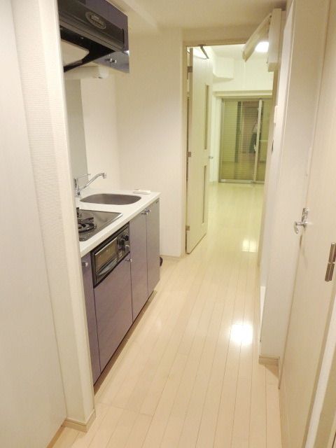 キッチン　★キッチンスペースにも収納が充実しています★