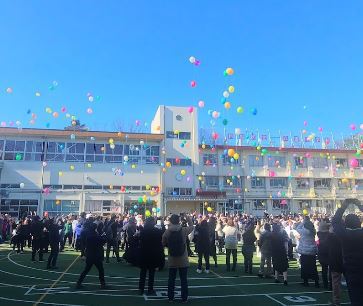 小学校　八雲小学校（小学校）まで435m