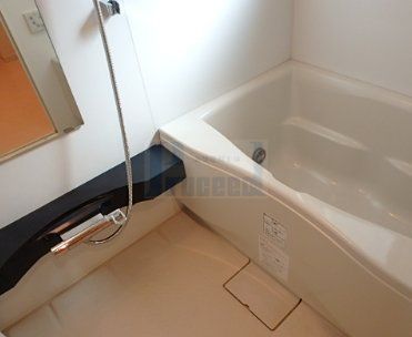 バス・シャワールーム　※別部屋写真