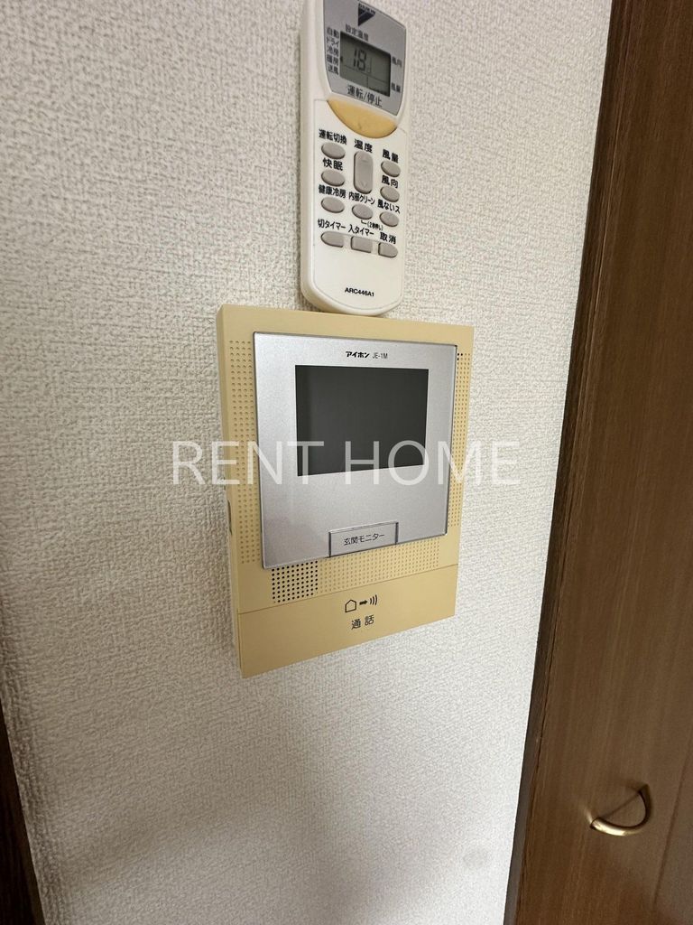 セキュリティ　モニター付インターホンです。