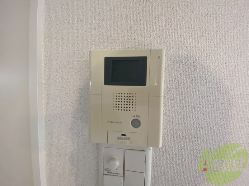 セキュリティ　インターホンで来客確認ができます。安心ですね。