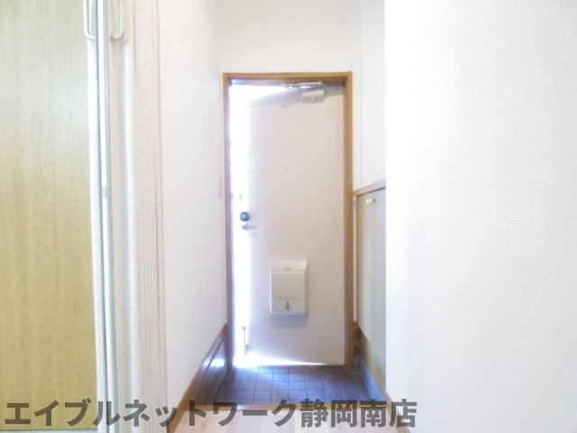 玄関　きれいな玄関です