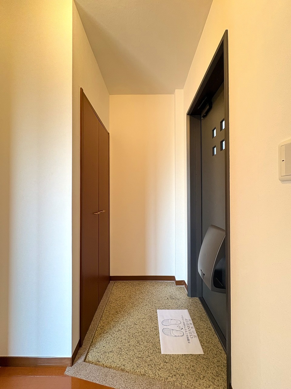 TERRA HOUSE 東大前の玄関写真