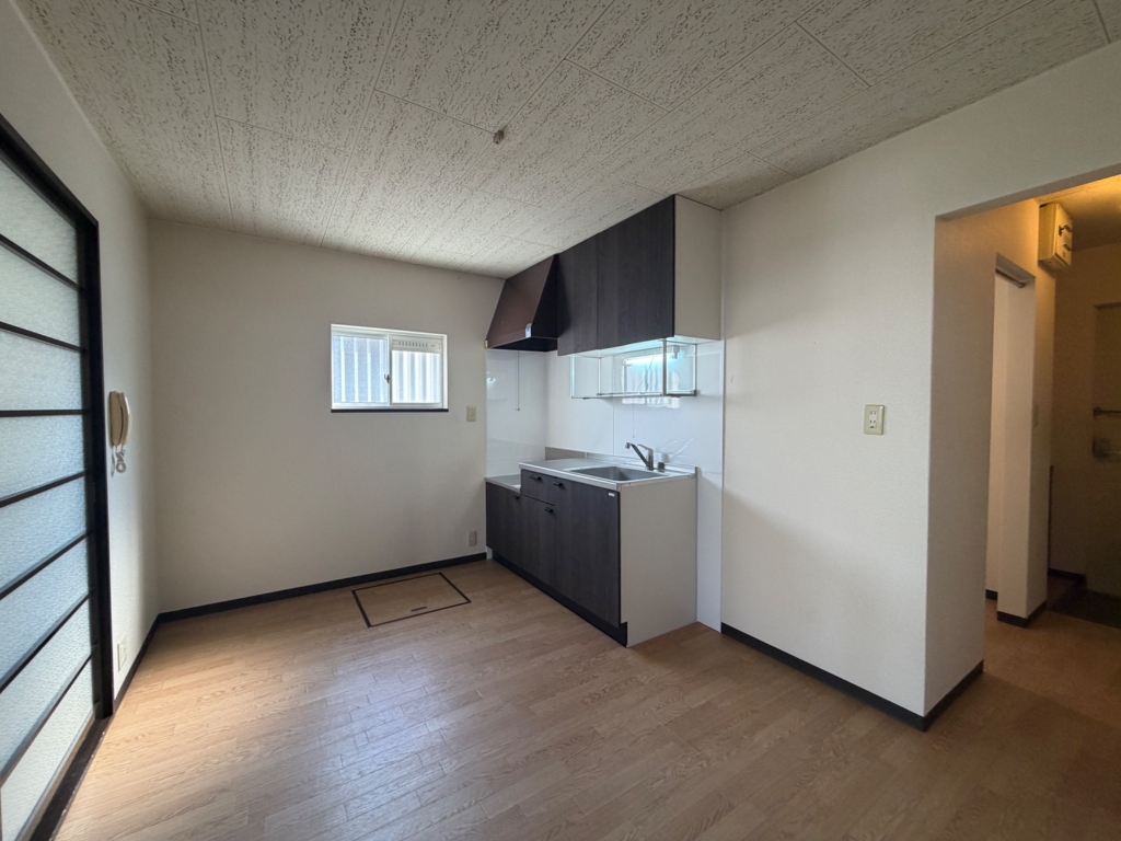 リビング西山町のキッチン写真
