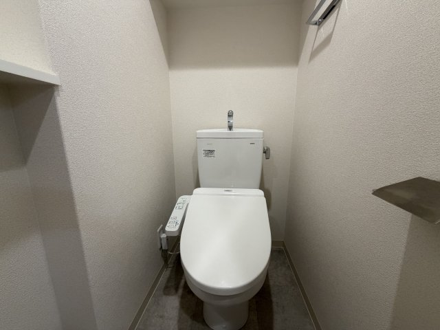 プレサンス大国町アドロッソのトイレ写真