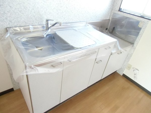 キッチン　二口ガスコンロ設置可