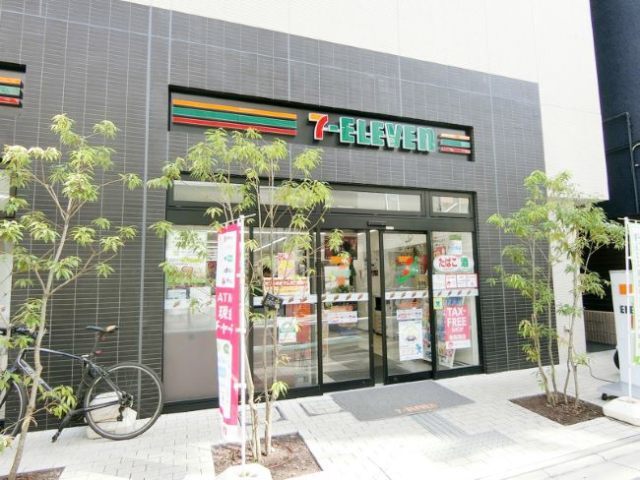 コンビニ　セブンイレブン赤坂氷川坂下店（コンビニ）まで104m