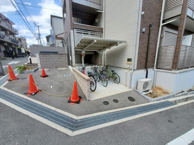 その他　駐輪場です。