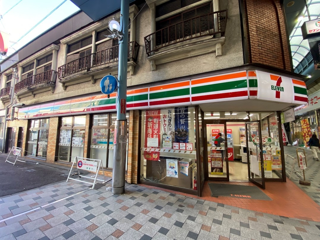 コンビニ　セブンイレブン 姫路東駅前町店（コンビニ）まで442m
