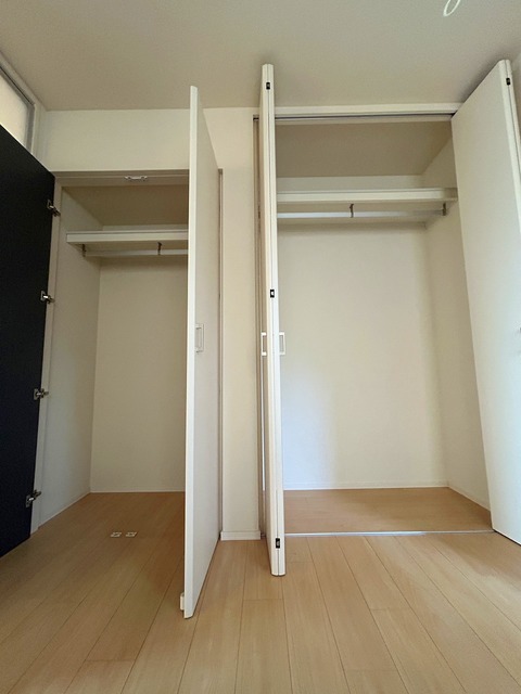 収納　★壁一面の収納★
