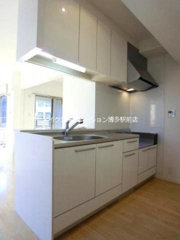キッチン　同物件別部屋引用です♪