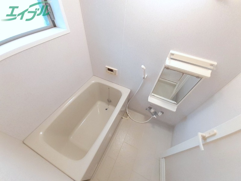 バス・シャワールーム　別部屋同型参考です