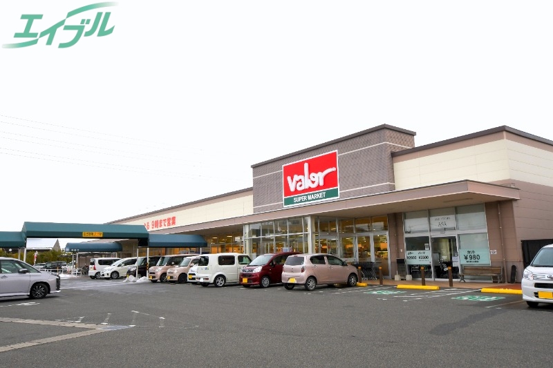 スーパー　バロー別名店（スーパー）まで589m