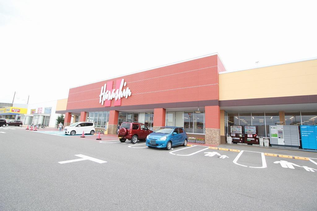 スーパー　原信女池店（スーパー）まで784m