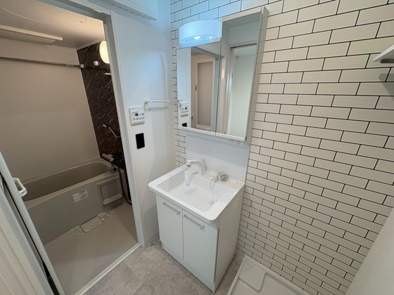 洗面設備　※別部屋の写真です