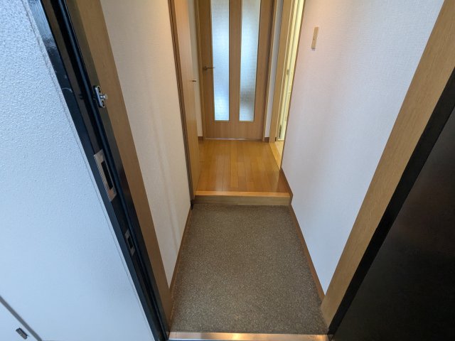 玄関　クレセール名駅