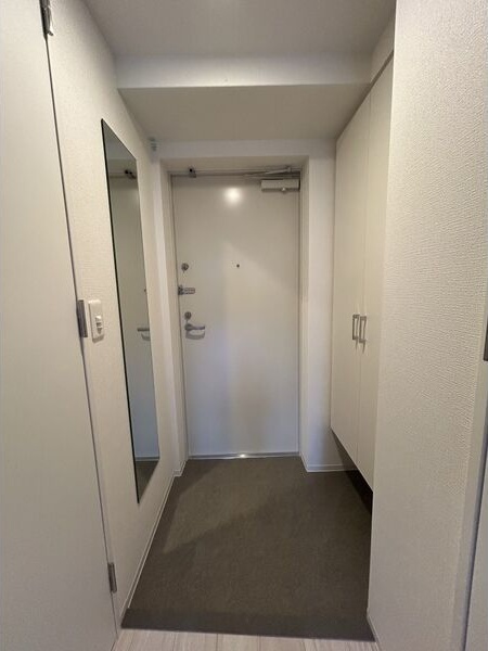 セレニテ神戸西アリエの玄関写真