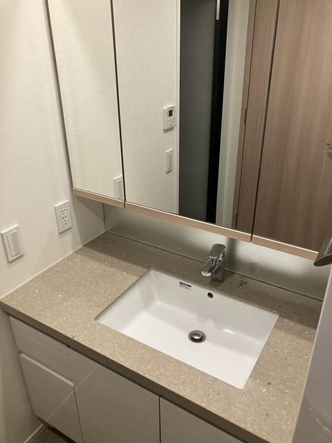 洗面設備　※写真は同タイプ住戸です。