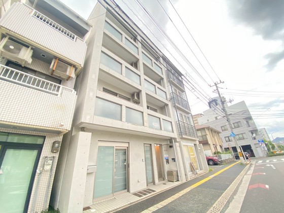 RCBOXの外観写真