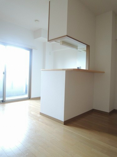 地下鉄箱崎線 呉服町駅 徒歩4分 14階建 築19年の居間写真