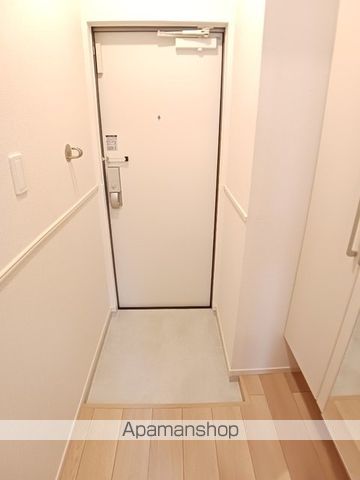 阪急京都線 摂津市駅 徒歩9分 3階建 築1年の玄関写真