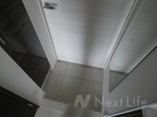 ブルーライン 阪東橋駅 徒歩2分 10階建 築13年の玄関写真