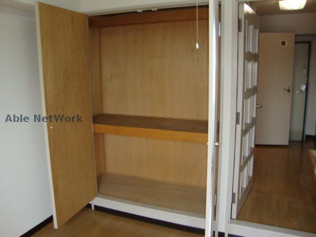収納　※同物件、別部屋の写真です