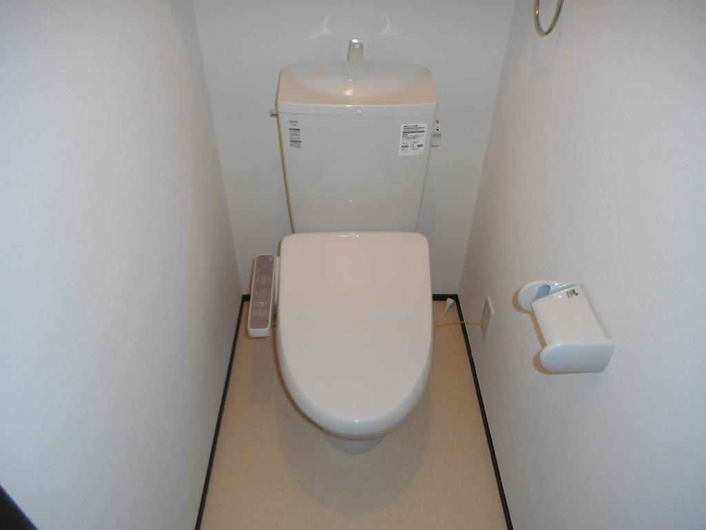VIVARESのトイレ写真