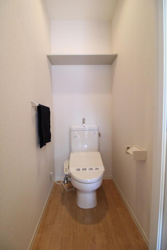 トイレ　ＢＴ別室でシャワートイレ完備！！