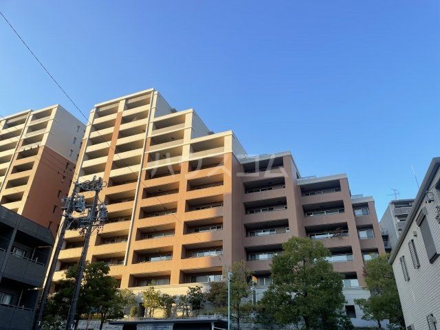 名古屋市千種区星が丘山手のマンションの建物外観